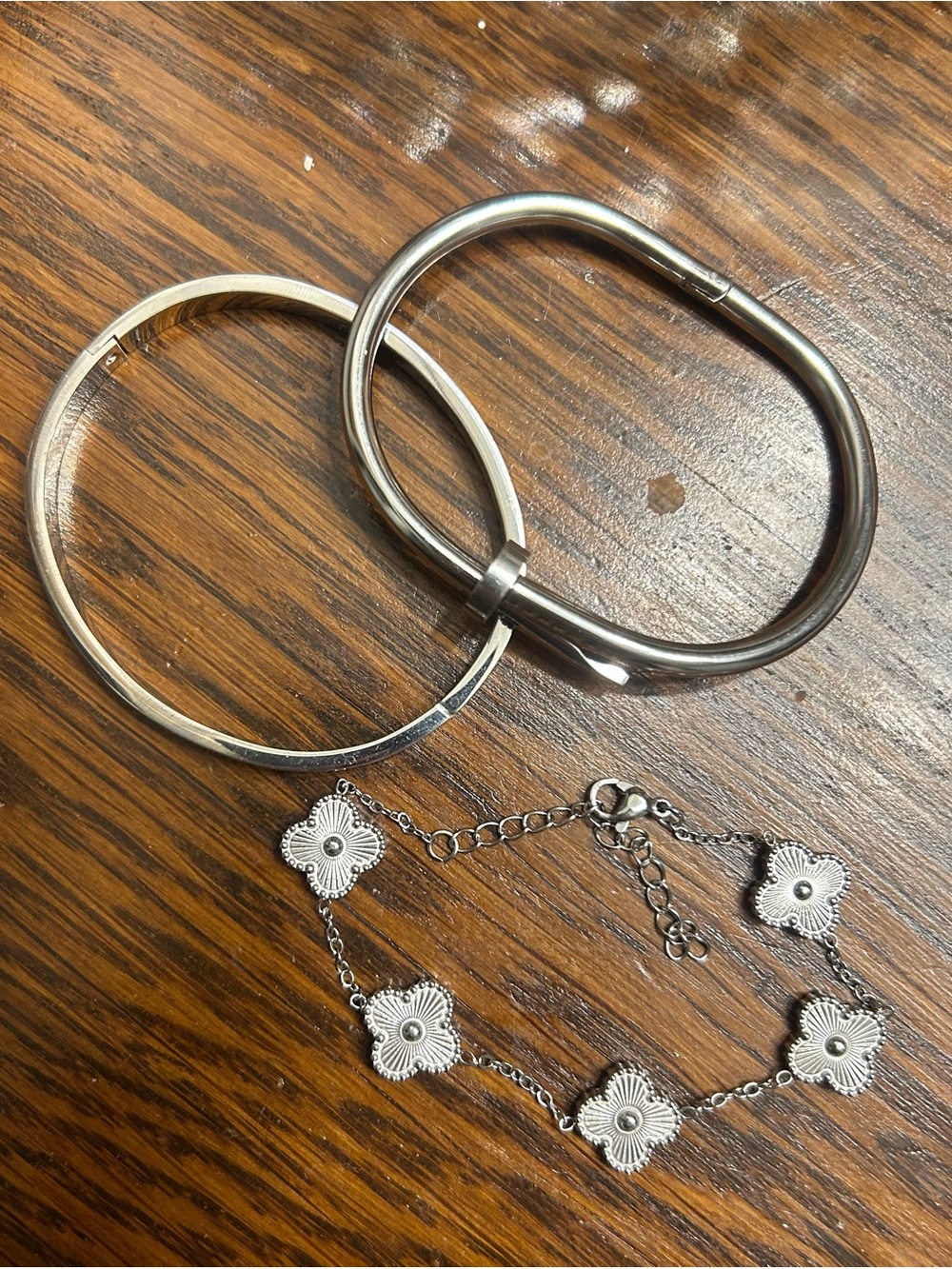 Silver Flower Link Bracelet and Two Silver Bangle Set